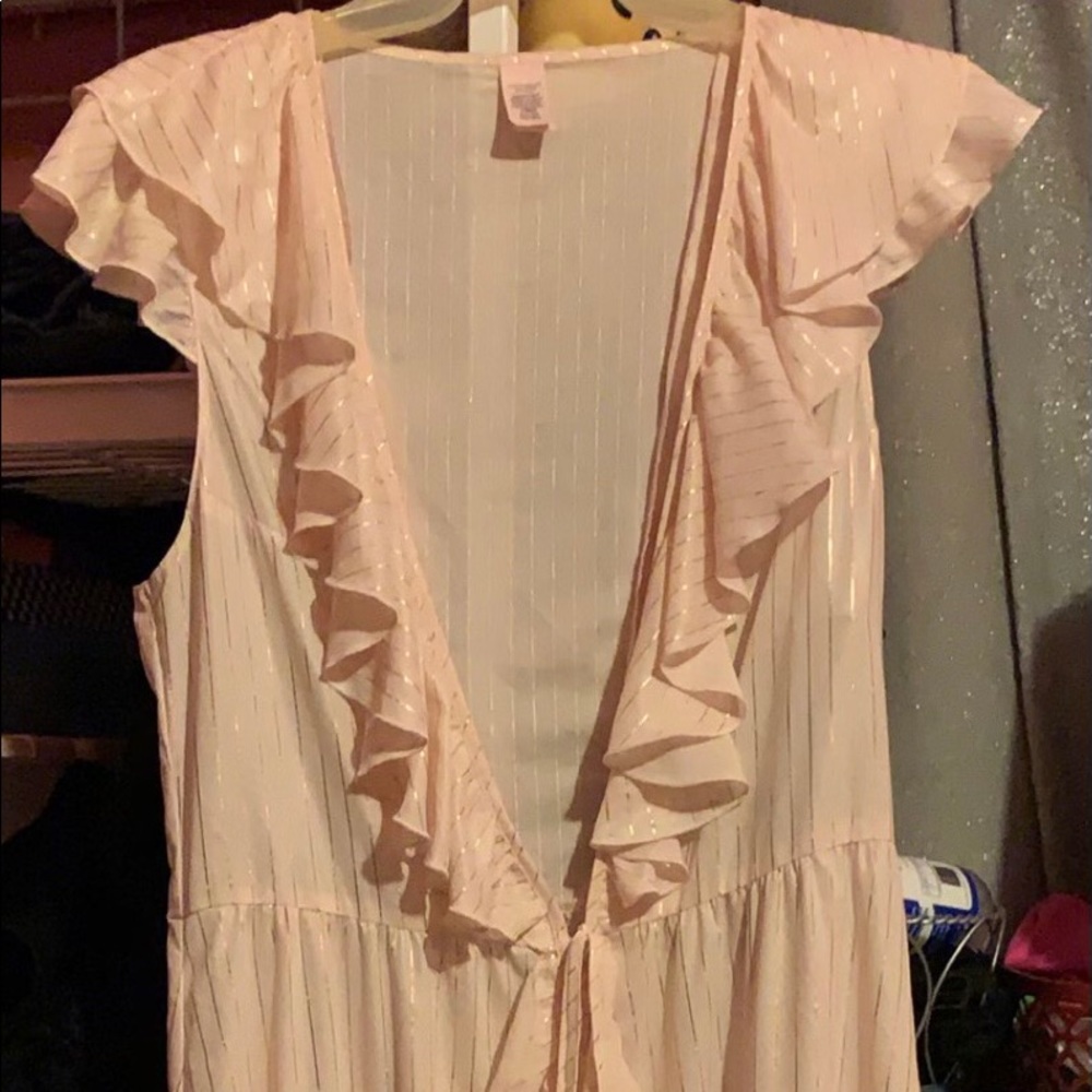 Dress - Picture 1 of 3
